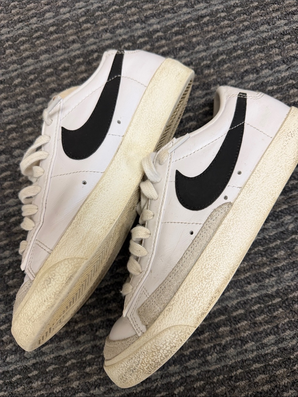 Nike Men’s Blazer Low 77 Vintage Size 7